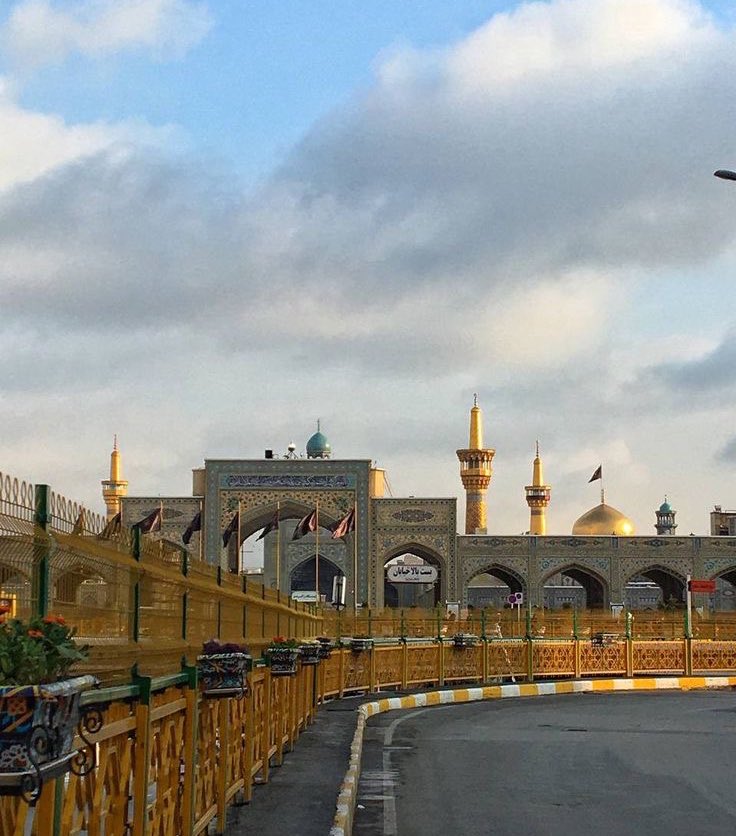 zaso_3's tweet photo. "لَا سَامَحَ اللهُ الفُرَاقْ!". https://t.co/CkUYAMC9va