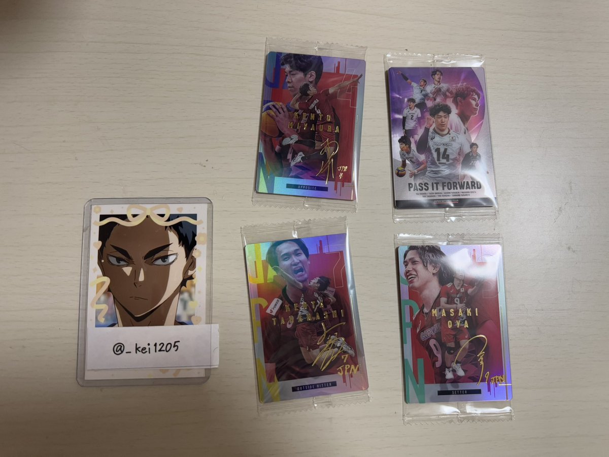 _kei1205's tweet photo. 【交換】バレーボール バレー 男子日本代表 ウエハース

譲 : 集合
　　R 宮浦 甲斐 大宅 高梨
　　N 小川 西田 山本 高橋 山内

求 : R石川

上記組み合わせ自由で複数枚お譲り可能です。R石川くん1枚以上と交換していいただける方いらっしゃいましたら検索からもお気軽にお声掛けください。 https://t.co/GcLU9hSODd