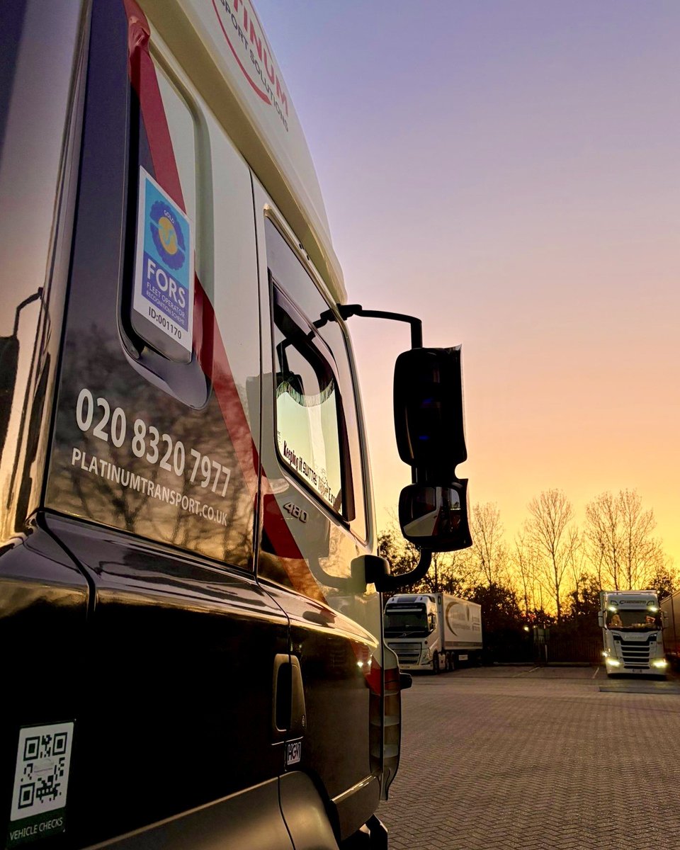 platinumtransol's tweet image. What a view! Platinum Transport stealing the sunrise show 🌅🚛🤩

#transportsolutions #roadhaulage #haulage #logisticspartner #londondelivery local business, moffett, forklift, storage, distribution, FORS gold, warehouse, consolidation, central london