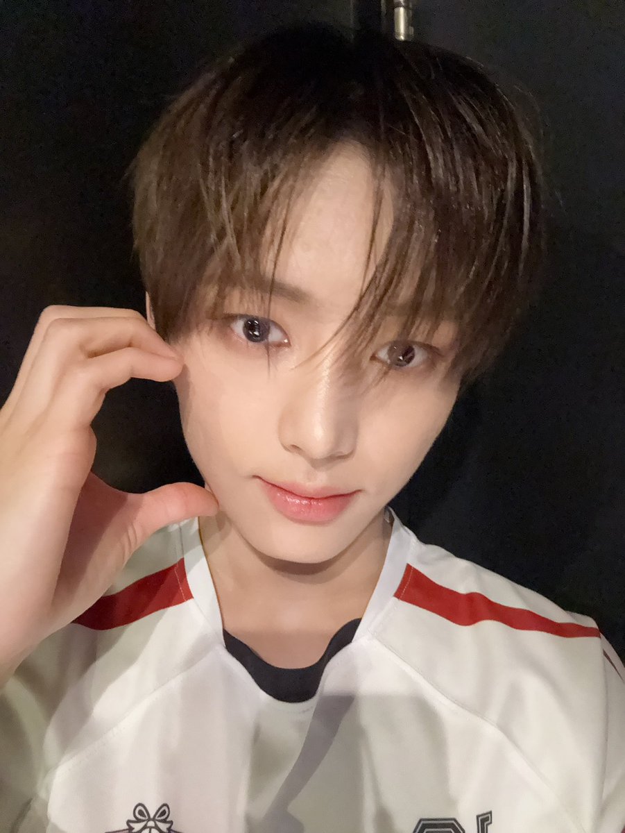 💭_ [#リン] こんにちは！会いたいですか？とにかく僕はみんなに会