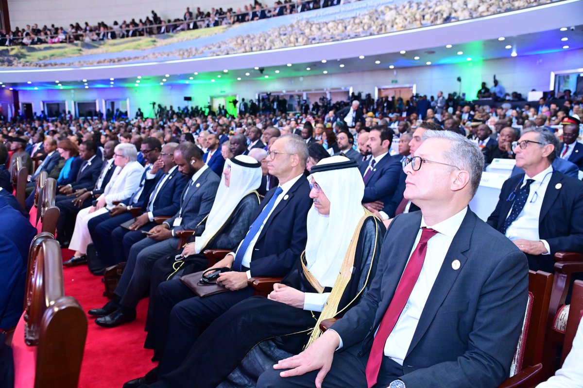 ikulumawasliano's tweet photo. Rais wa Jamhuri ya Muungano wa Tanzania, Mhe. Dkt. Samia Suluhu Hassan, wakuu wa Nchi mbalimbali na Viongozi wengine wakishiriki Mkutano wa Wakuu wa Nchi za Afrika kuhusu Masuala Nishati katika Kituo cha Mikutano cha Kimataifa cha Julius Nyerere (JNICC) Jijini Dar es Salaam tarehe 28 Januari, 2025.