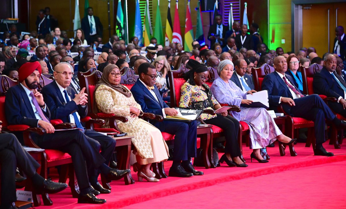 ikulumawasliano's tweet photo. Rais wa Jamhuri ya Muungano wa Tanzania, Mhe. Dkt. Samia Suluhu Hassan, wakuu wa Nchi mbalimbali na Viongozi wengine wakishiriki Mkutano wa Wakuu wa Nchi za Afrika kuhusu Masuala Nishati katika Kituo cha Mikutano cha Kimataifa cha Julius Nyerere (JNICC) Jijini Dar es Salaam tarehe 28 Januari, 2025.