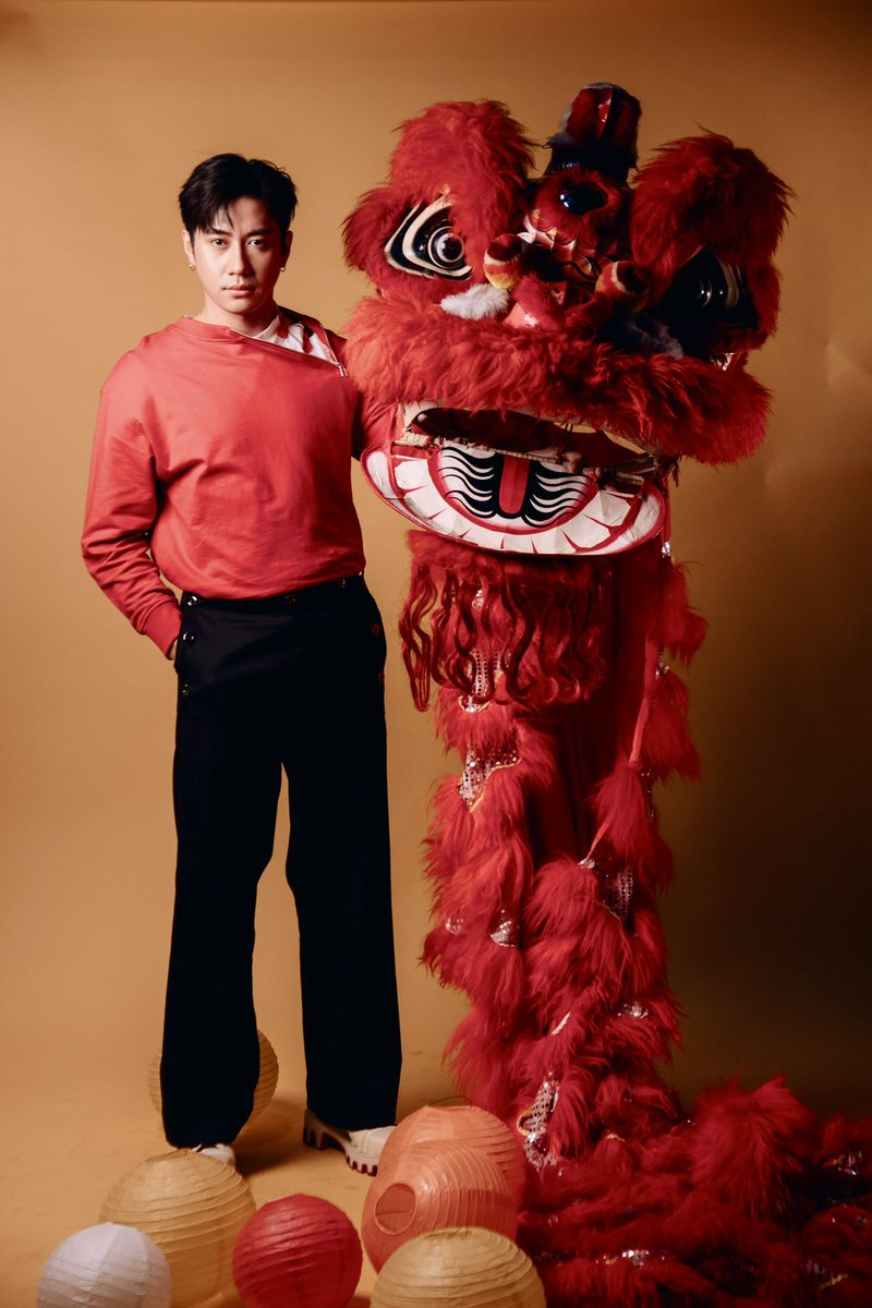 RachataJam's tweet photo. 春节快乐！
新正如意、新年发财、
身体健康、蛇年大吉！

Happy Chinese New Year!
ขอให้มีแต่ความสุข สมปรารถนา มั่งคั่งร่ำรวย
สุขภาพแข็งแรง โชคดีปีงูกันถ้วนหน้าครับ 
#HappyChineseNewYear2025 https://t.co/6CMMqaWh84