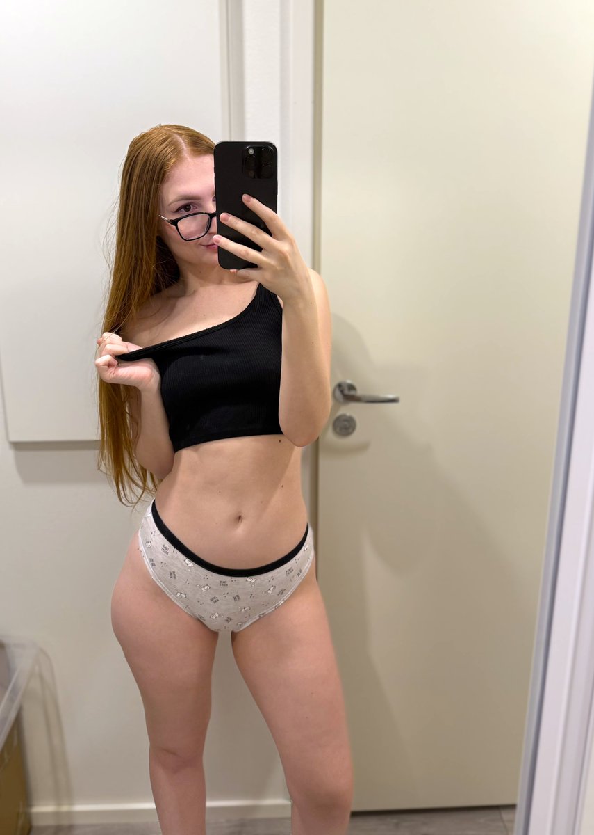 MissMeowCat69's tweet photo. 🔞❤️ https://t.co/W71QiN5iS7 🔞❤️

#onlyfans https://t.co/YiJDFVmf6F