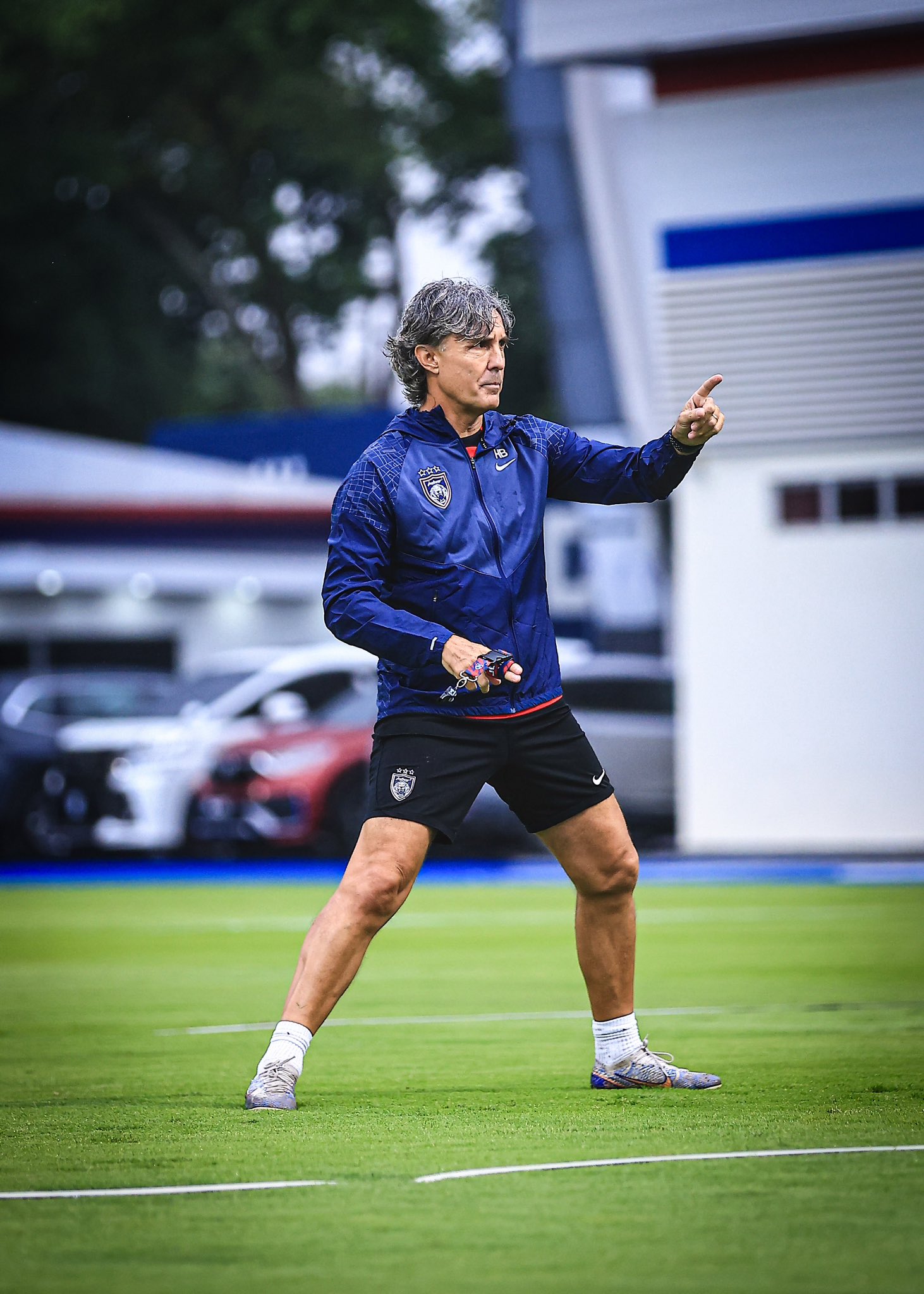 Héctor Bidoglio durante un entrenamiento. Fuente: X Johor FC.