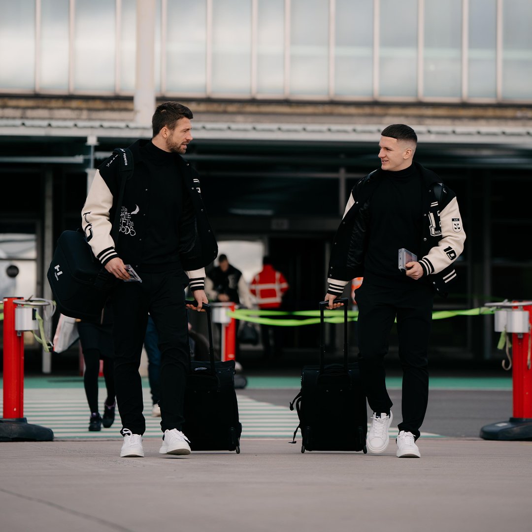 ClubBrugge's tweet photo. Suited up in @balr, wheels up to Manchester! 👔✈️ #MCICLU #UCL #PlayForUnforgettable
