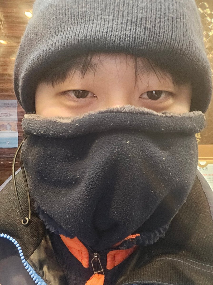 Ratenum_KR's tweet photo. Camping meister https://t.co/DIs96D1ECL
