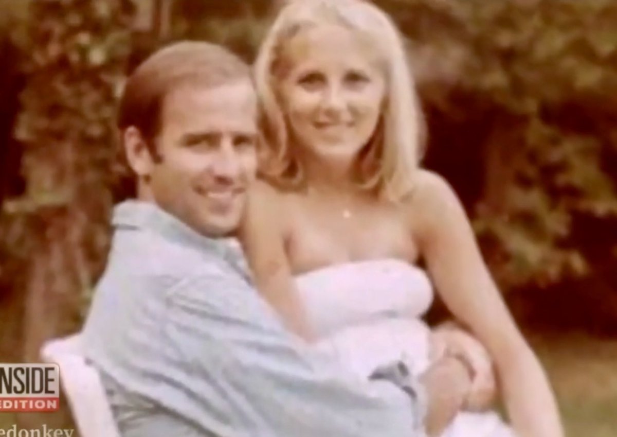 4Freespeak's tweet photo. @wideawake_media #EvilTakesAToll Just ask โDoctor ๐คญโ Jill
@DrBiden #DoctorJill https://t.co/CPhGtEoi3p