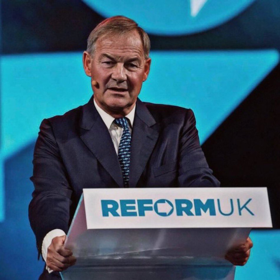 🚨BREAKING: Reform MP Rupert Lowe:

“Migrants who can’t financially support themselves should be made to leave.

The UK is not a charity - it is our home!”