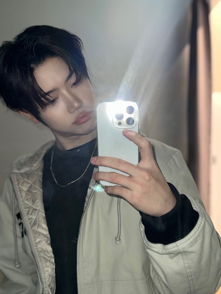 장, Yeojun. tweet media