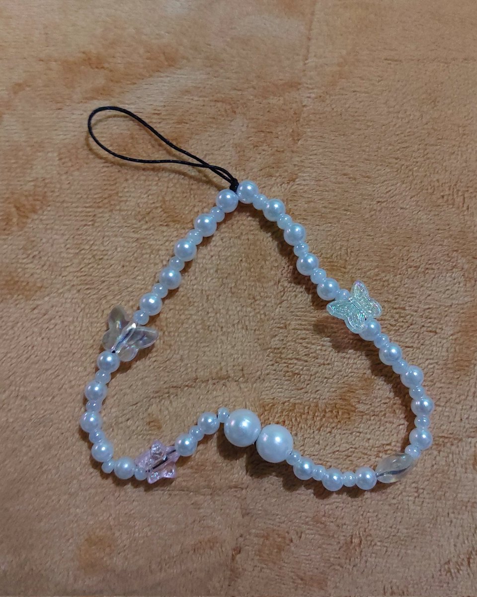 HooneyRose0529's tweet photo. Hari ini buka kelas private✨️
Beberapa hasilnya👇🏻🌸💕 #diy #beads #keychain #strapphone https://t.co/M5EikTw9QS