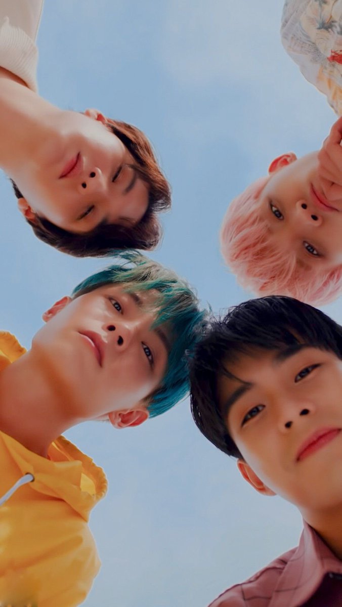 일하는데 누가 루시 노래 틀어서 아는 척 오지게 하고 싶었음 but 겉으로는 마스크 안에서 덤덤하게 립싱크하면서 일했음 ㅠ