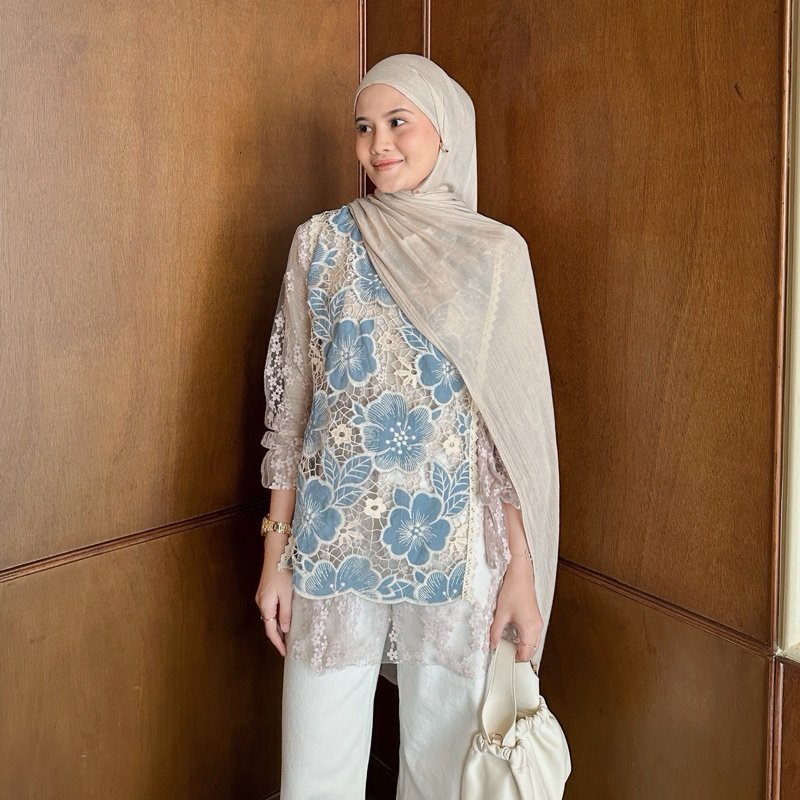 naninufiles's tweet photo. Stop scroll buat kalian yang belum punya baju lebaran karena sebentar lagi udah mau Ramadhan😭🙏

Nih aku kasih rekomendasi BAJU HARI RAYA yang timeless, gak cuman kepake pas lebaran doang, tapi bisa dipake KONDANGAN JUGA😍 https://t.co/ou4fZEiEsN