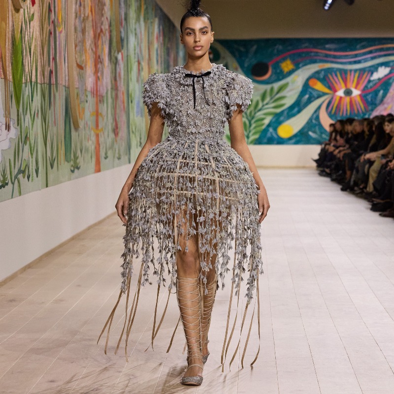 Dior's tweet photo. Wild and windblown or precise and perfectly embroidered, flowers of all kinds were evoked in all manner of ways through Maria Grazia Chiuri's fertile design process for #DiorCouture Spring-Summer 2025 and given a punk touch with @SJMillinery headpieces. Tap the cards for more.