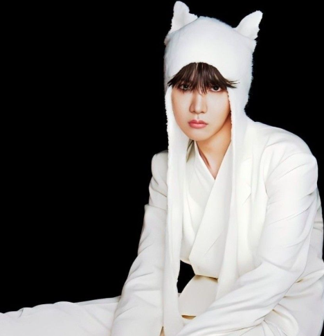 AboutMusicYT's tweet photo. Happy 31st birthday to the talented J-Hope of BTS! https://t.co/F4TZix86ih