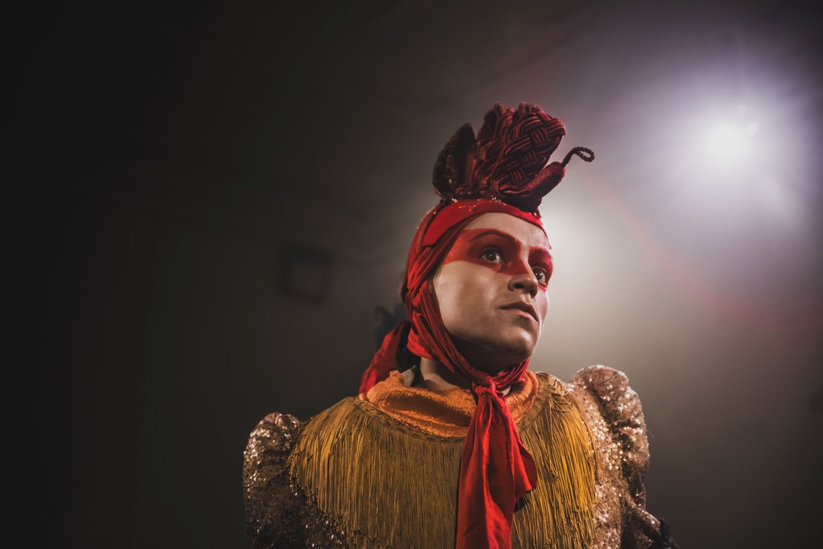 🎭 Tickets are now on sale for Droichead Arts Centre's Theatre Club Spring/Summer 2025! 
Enjoy 7 incredible shows, including Frankie McCafferty’s "Lisdoon-Nirvana", the hilarious "Chicken" by Eva O’Connor &amp; Hildegard Ryan, and "A Rare Journey" about Nora Joyce.