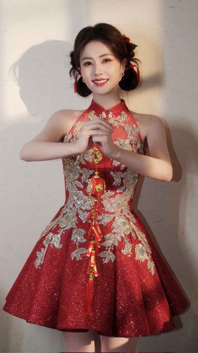 新春快乐🇨🇳Happy Chinese New Year
带我的老婆们给各位拜年了🧧🧧🧧
转发这条㊗️新🐍年都能睡到想睡的人