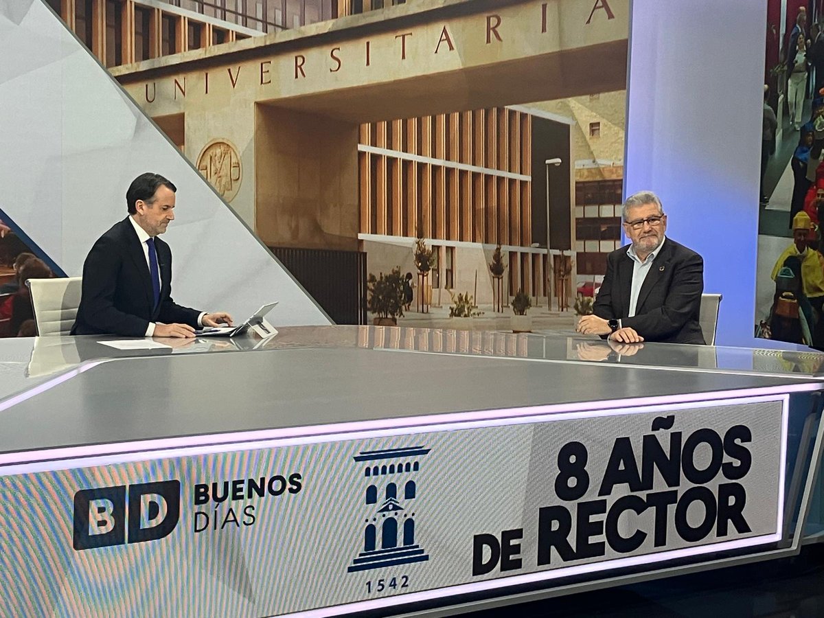 Universidad Zaragoza (@unizar) on Twitter photo El rector <a href="/unizar/">Universidad Zaragoza</a> en funciones, José Antonio Mayoral, ha visitado esta mañana los programas #BuenosDíasAragón <a href="/aragonradio/">Aragón Radio</a> y <a href="/aragontv/">Aragón TV</a> para hacer balance de sus 8 años de mandato.
Ambos están disponibles ya en
📻cartv.es/aragonradio/po…
📺
alacarta.aragontelevision.es/informativos/b… (desde 58’) El rector <a href="/unizar/">Universidad Zaragoza</a> en funciones, José Antonio Mayoral, ha visitado esta mañana los programas #BuenosDíasAragón <a href="/aragonradio/">Aragón Radio</a> y <a href="/aragontv/">Aragón TV</a> para hacer balance de sus 8 años de mandato.
Ambos están disponibles ya en
📻cartv.es/aragonradio/po…
📺
alacarta.aragontelevision.es/informativos/b… (desde 58’)