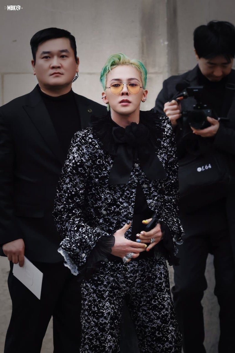 Professor G-Dragon is the manual tweet media