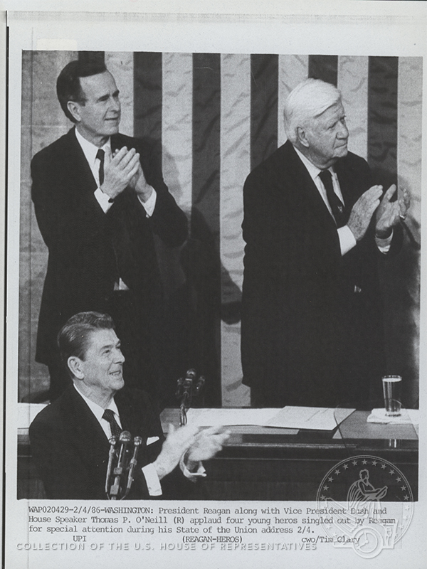 POTUS Reagan's 1986 #SOTU, originally scheduled #OTD, was delayed by the Challenger disaster. “Now their names become history.” The House memorialized the seven astronauts who perished aboard the space shuttle. #SOTUHistory loom.ly/AkOhNic