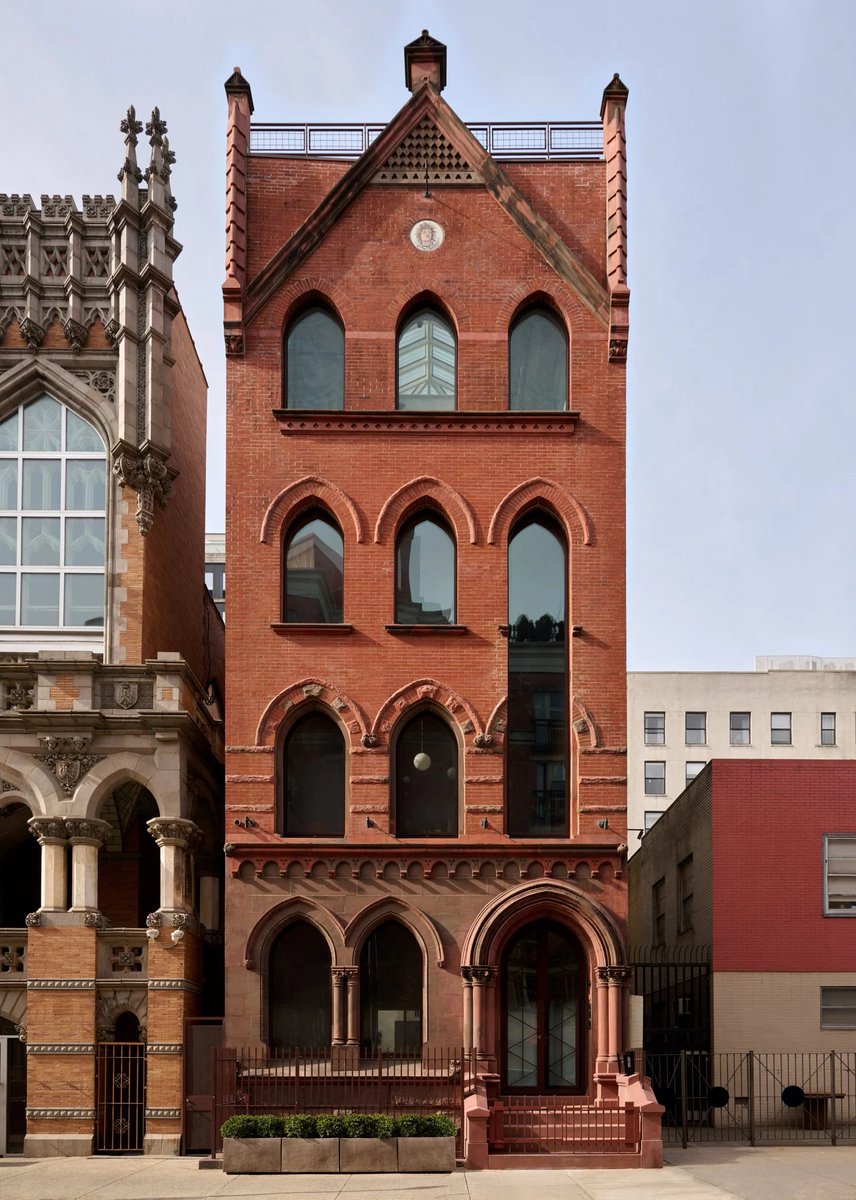 kotecinho's tweet photo. Harlem Rectory
Nueva York