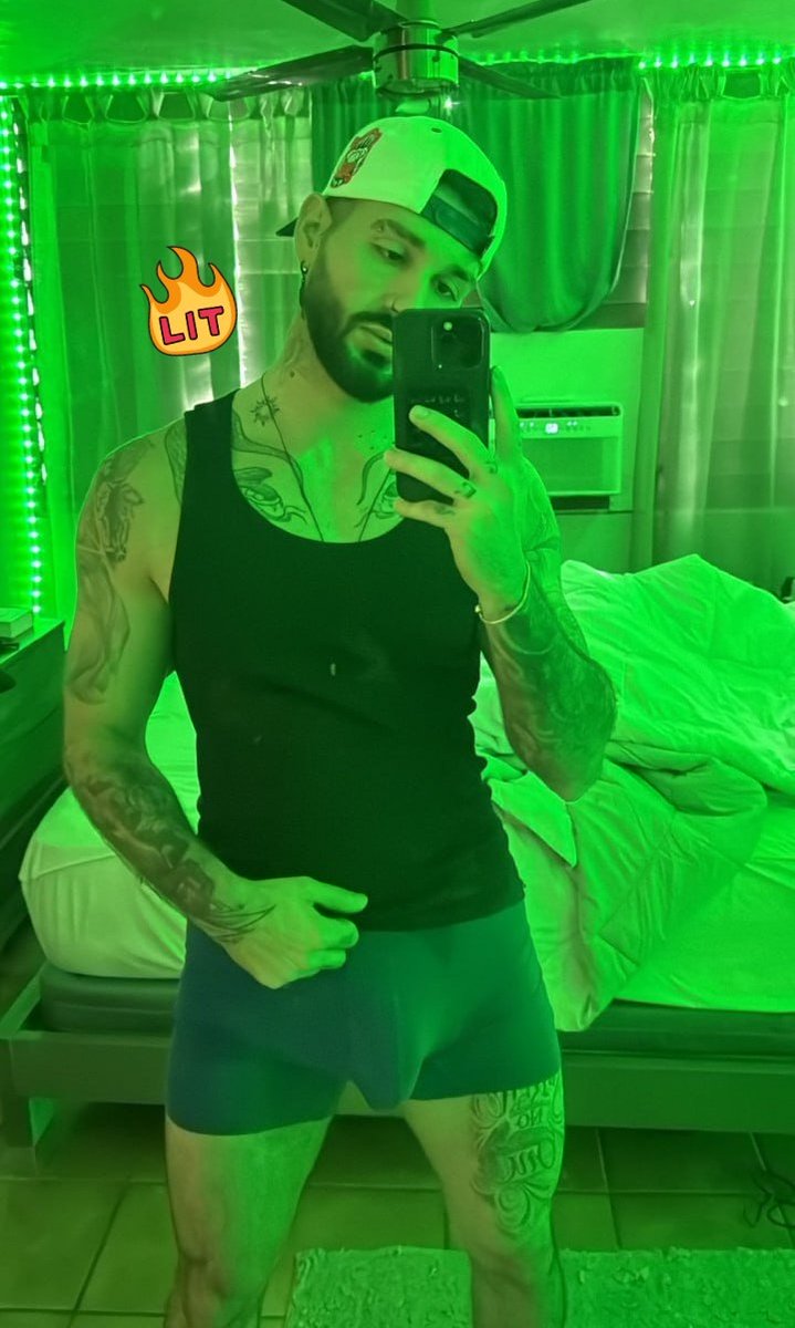 LosHombreshot's tweet photo. Buenos días ☀️ Les dejo estas #SelfiesSexys 🍌 #SelfiesHots 🍆 De #LaCarneBoricua 🍖 🇵🇷 Asaf Torres ❤️‍🔥 #AsafTorres ✨ #AsafAsaf 💖 En su #Onlyfans 🔥

📌 #Elmastop #hombreshermosos #hombressexys #hotman #hombreshot #desnudo #sexysboy #hombredesnudos #menhot #vergagrande #pene https://t.co/8Ua9kOYjnR