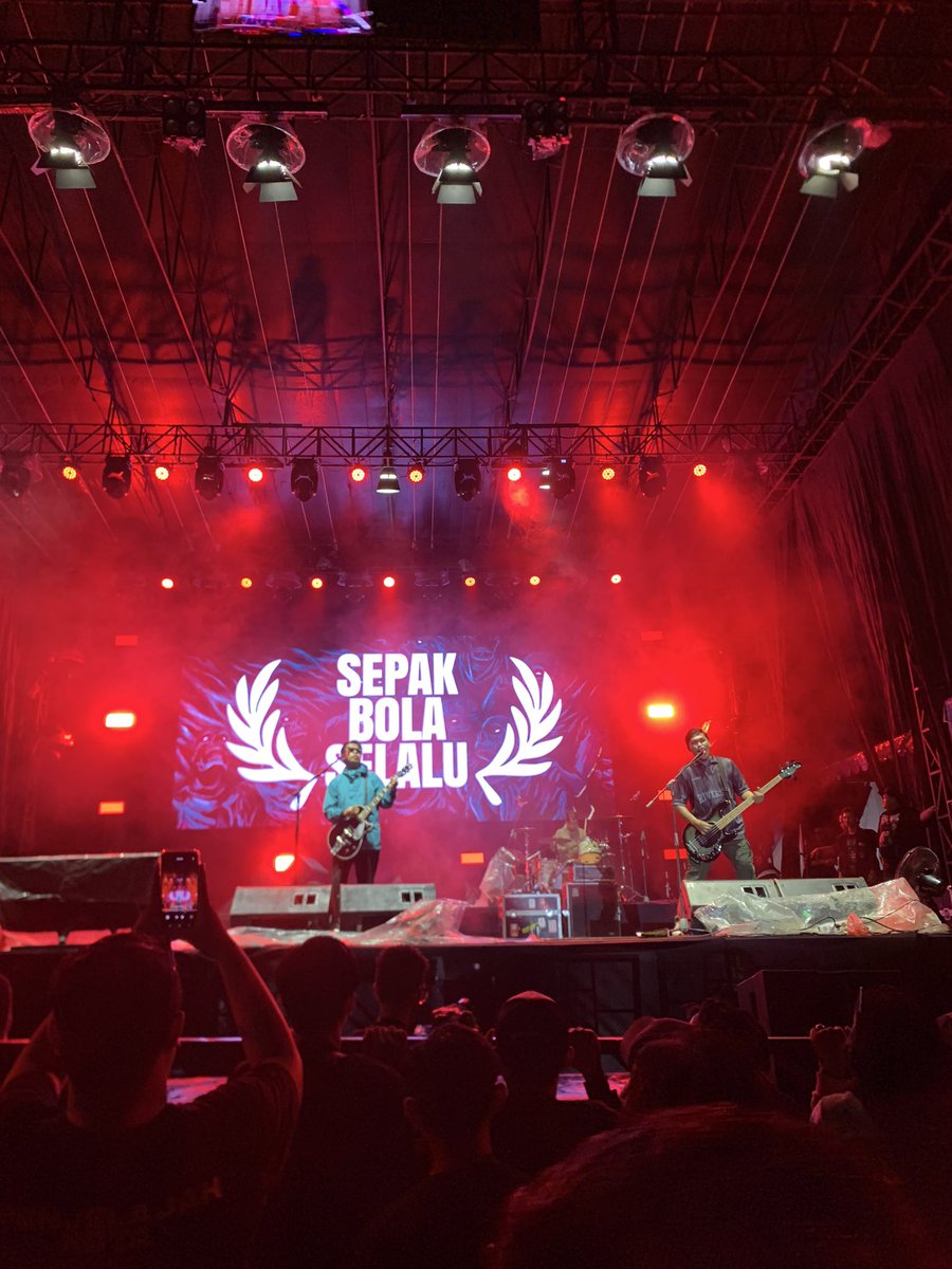 Irfnsyptr_'s tweet photo. @over_distortion dan sepak bola selalu 🫂 https://t.co/k7N3FtXpQX