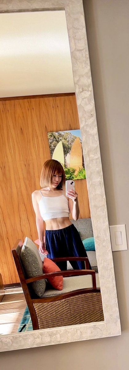 20170409aya's tweet photo. あけおめです
今年初の投稿
最近Ｘ全然開いてなかった

私31歳に
また11月になれば32歳
気付いたら
あっという間に時が経ちました…

色んな出会いと別れを繰り返して
沢山学びました
いっぱい失敗したし
これからもきっと色々なことが起こると思います笑

嘘じゃなく
なんだかんだで今が1番幸せです。 https://t.co/OMzlYNfE6R