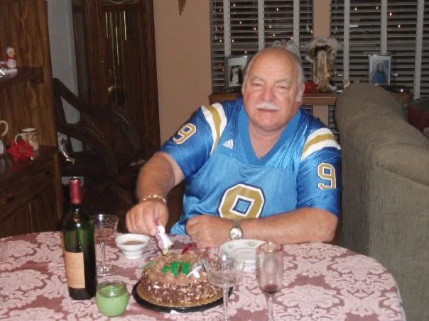 SimanthraJP's tweet image. Yesterday, my Grandpa’s battle with cancer ended and he can rest peacefully now. Please keep my family, especially my Grandma, in your thoughts as we grieve. They were married for almost 65 years. She’s lost without him but she has us supporting her all the way through.