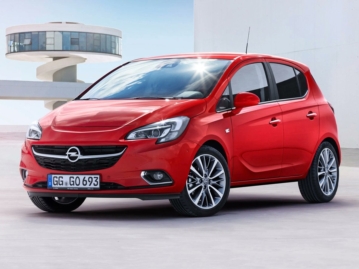MadridMotorS's tweet image. #ThisIsOpel #CorsaYES #YesOfCorsa si es el Opel Corsa de la izquierda el ACTUAL del grupo Stellantis y lejos de lo que ofrecia por habitabilidad del de la derecha mas amplio en plazas traseras y con un acceso mucho mas comodo que el actual. #FelizMartes #FelizMartesATodos