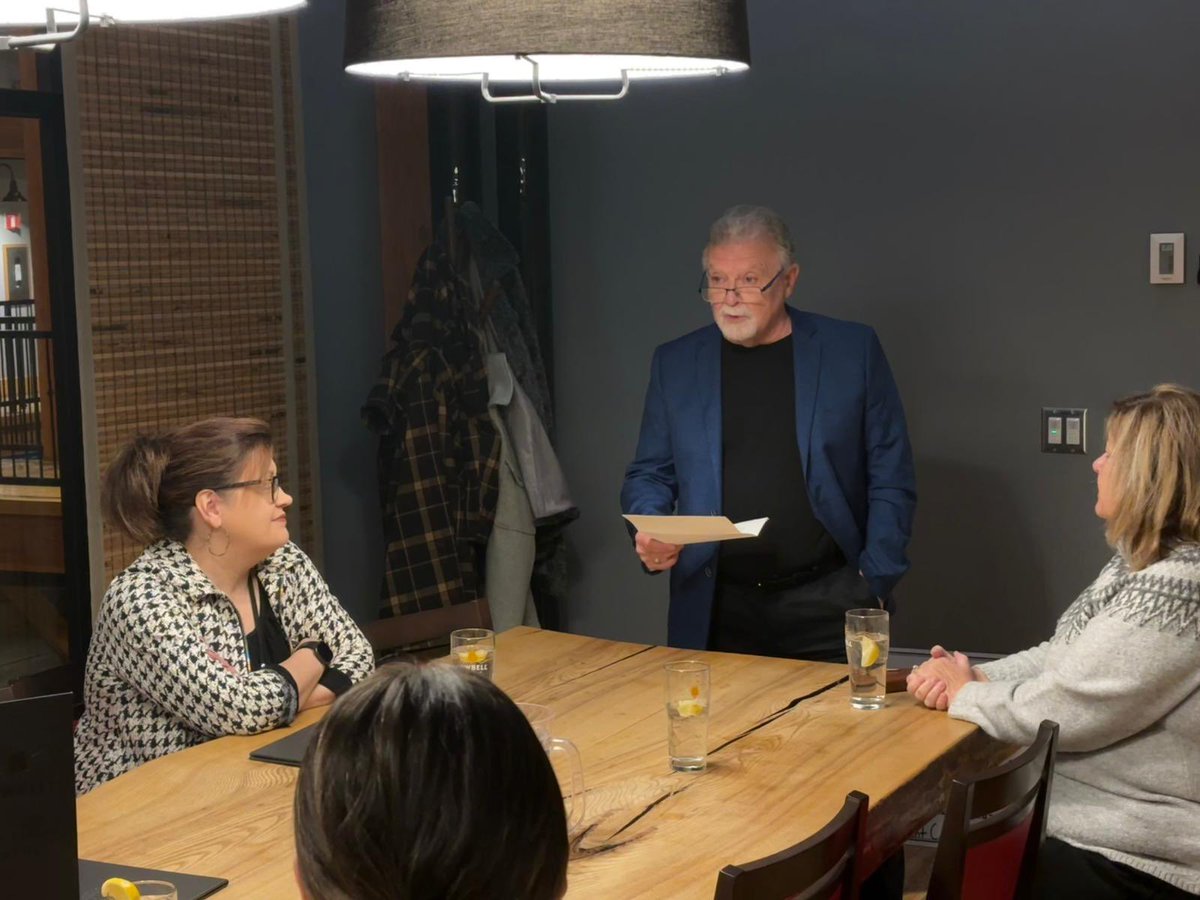 LisaThompsonPC's tweet image. Dave Tiffin, representing the @ONTrillium Foundation and I recently joined the Board of the #Huron #Perth #RuralResponseForHealthyChildten to announce that this important organization is receiving $121,000 over 2 years. Did you know RRHC supported 800 families this past year!