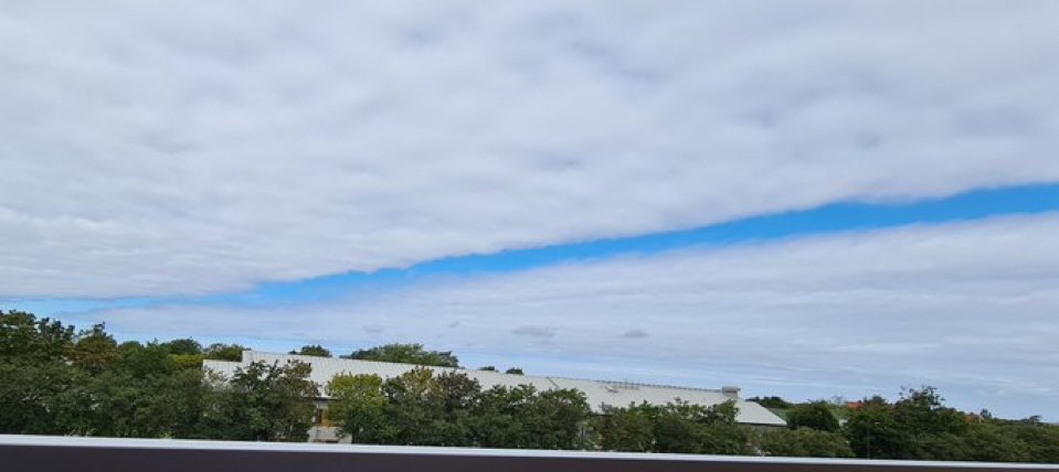 fairyslime999's tweet photo. This is truly heartbreaking Iโm so angry. #weatherwarefare #BanGeoEngineering https://t.co/vNtt9Se1w9