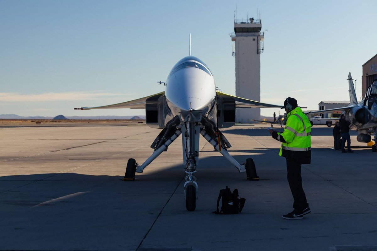 ArchieIntel's tweet photo. JUST IN: The first privately developed SUPERSONIC aircraft will break the sound barrier today 

Let's go @boomsupersonic 💥✈️💥 https://t.co/qFG20hU52G