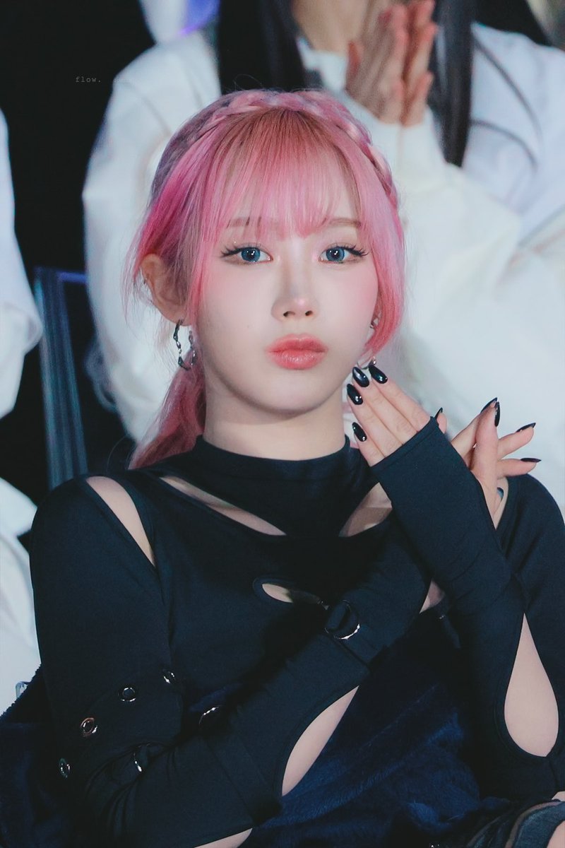 flow001030's tweet photo. 250104

#aespa #æspa #에스파 
#GISELLE #지젤 #ジゼル https://t.co/VI2m2Hbyay