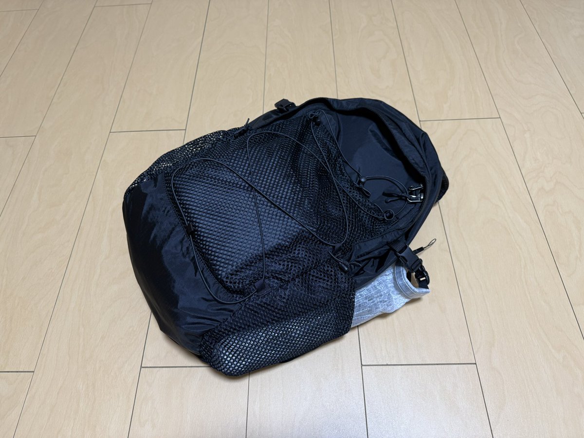 naoahiru's tweet photo. TrailBum 24/7 Pack
日常使いのデイパックとして試し中です。
できれば、1つのバックパックで全てを済ませたいのですが、やはり20Lサイズは日常で使いやすいです。
ここで感じたことを、30Lのバックパックに落とし込んでいきたい。
#ULバックパック #trailbum #バックパック #ミニマリスト https://t.co/gADIKw48s1