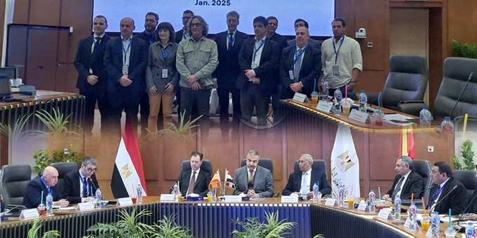 CDTI_innovacion's tweet photo. 📸 Diálogos de Innovación #EspañaEgipto para promover la #CooperaciónTecnológica entre ambos países en las áreas de #TIC y #energía organizados por @CDTI_innovacion, #STDF  e @ITIDA 

🗓️ 28 y 29 de ENERO
📍El Cairo

+ info ➡️ https://t.co/SC3E5gGmzY

#ESIP #ESITIP #AyudandoCrearFuturo