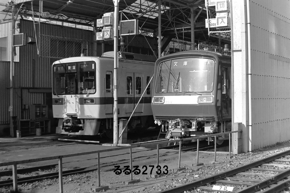 今、総合車輌（かつての #東急車輌）の構内は撮影禁止だが、以前は割と