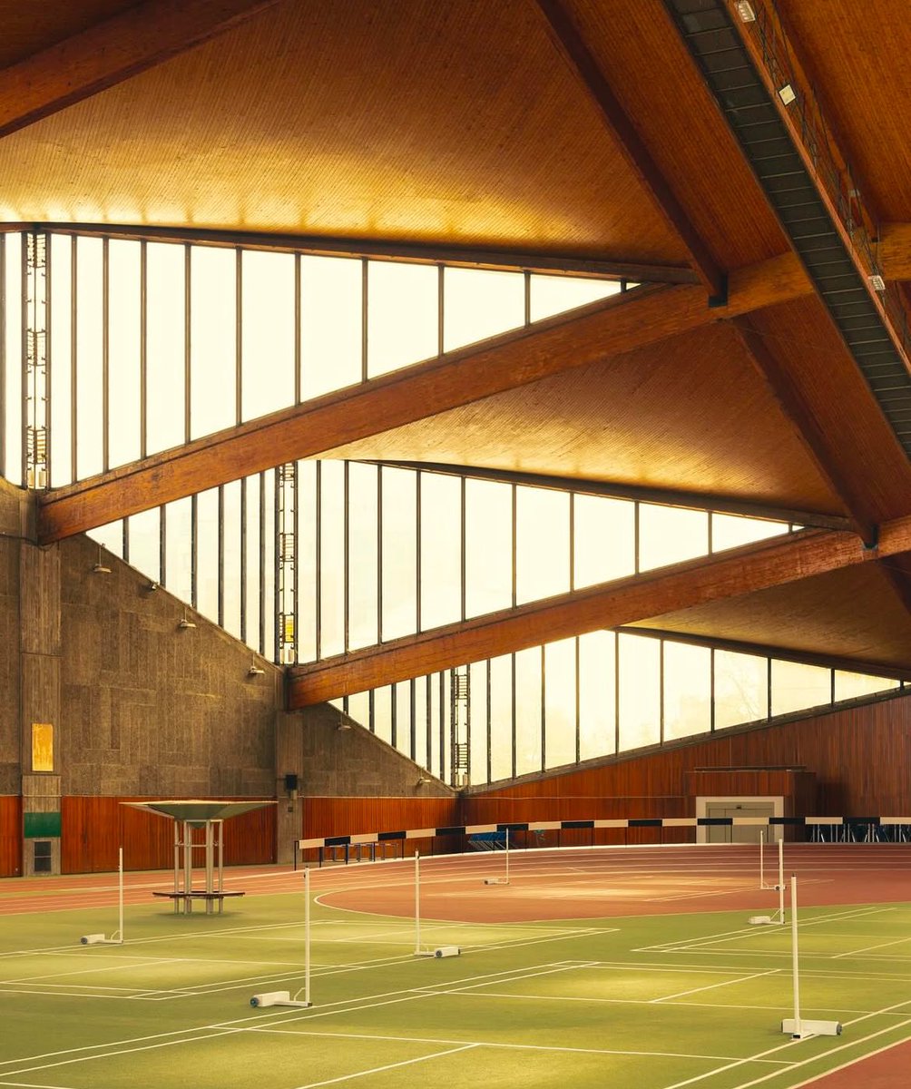 Gorgeous architecture at this gym in Paris designed by Jean Peccoux in 1972