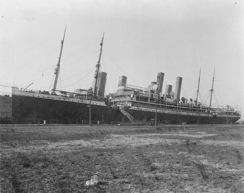 KSAIntegration's tweet photo. On this day in 1915, The first U.S. ship lost in World War I, the William P. Frye, was sunk while carrying wheat to the UK. This event marked a turning point in the conflict, highlighting the risks faced by those who served and the impact of the war on global trade. https://t.co/UUP3UPUVgs