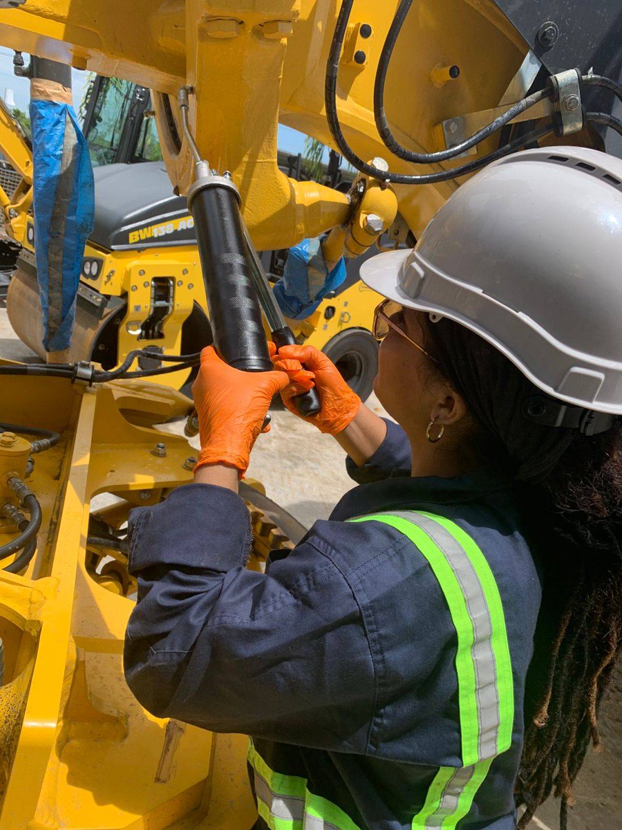 🚜 "I  SAGE  pushed me beyond my limits, improved my critical thinking, and helped me land a full-time job with Genequip!" – Jusel 🎓🔧

With learning &amp; mentorship, students like Jusel are building bright futures! Thanks Government of Canada 🇨🇦  🙌
#cican_sage #CanadaCaribbean