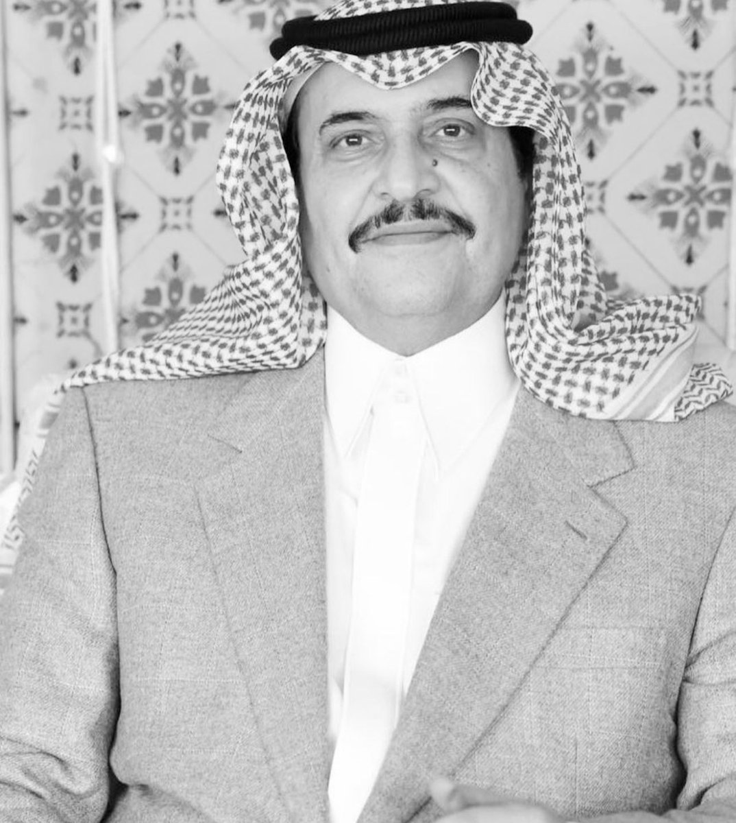 إنا لله وإنا إليه راجعون... 
انتقل الى رحمه الله صاحب السمو الملكي الأمير #محمد_بن_فهد_بن_عبدالعزيز، خالص العزاء والمواساة لذويه، ونسأل المولى تعالى أن يغفر له وأن يرحمه وأن يسكنه فسيح جناته وأن يلهم أهله الصبر والسلوان.

 #محمد_بن_فهد_بن_عبدالعزيز
#صمت_اليوم