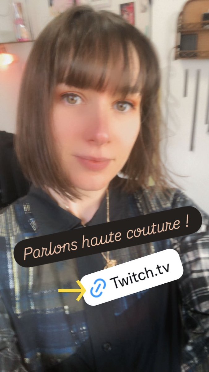 C’est parti pour un stream au débotté! Regardons ensemble les défilés haute couture parisienne! 🤓🥳😍 twitch.tv/sonie_couture veneeeez 🤩