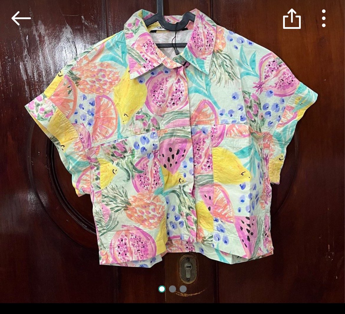 misfllt's tweet photo. wts want to sell 
zara crop top shirt, oysho sport top, blue knitted vest, jeans et cetera

✅ negotiable
✅ shopee
✅ all in good condition, rarely used

mulus semua ya, i rarely wear it (1-2x). doe dm me for dealings 💗💗💗 https://t.co/yWaFjGQU4J