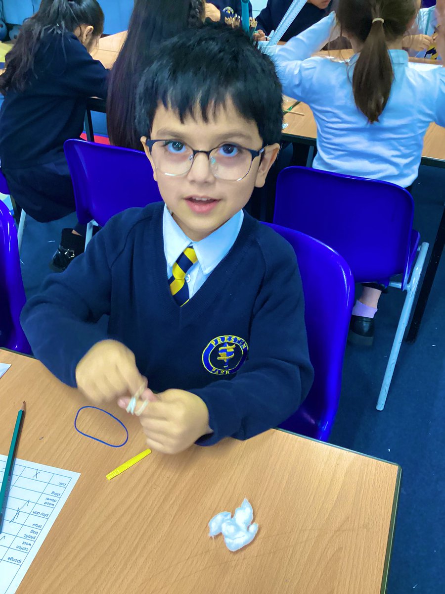 PrestonParkPrim's tweet photo. Year 2 have been testing how the shapes of objects made from materials can be changed through stretching, squashing, bending and twisting. #LearningToday #LeadingTomorrow #PrimaryScience https://t.co/ChN0ObsNt5