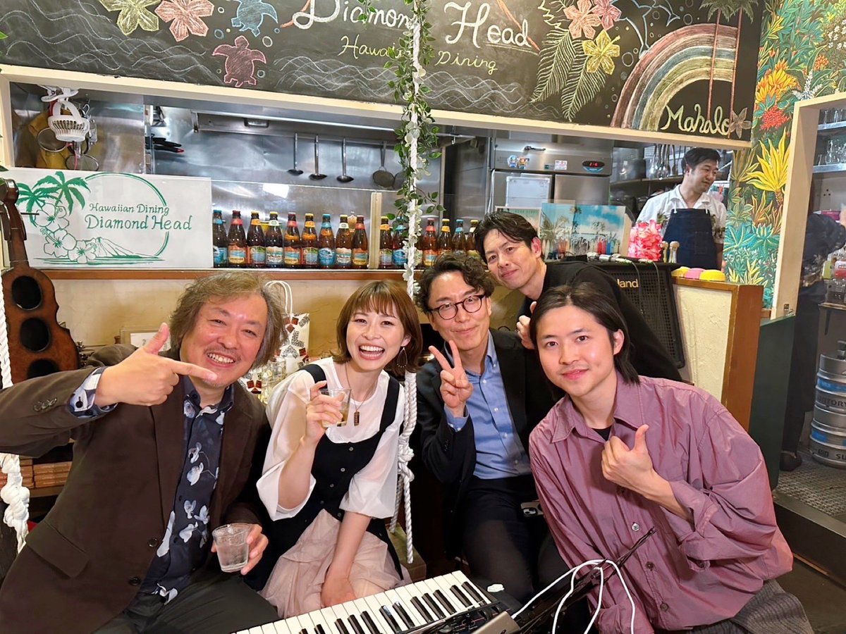 土曜日は、香港から来日した世界トップレベルのハーモニカプレイヤー Cy Leoくんを囲んでのPartyでした！

ブログ🙌🏻✨
『Cy Leoくん♪』
ameblo.jp/reiyamashita/e…
