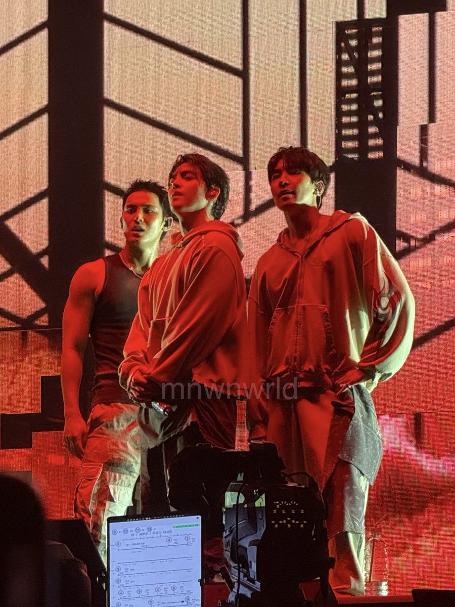 mnwnwrld's tweet photo. ouhhh same energy bulacan ver! https://t.co/n0QMcJzUdK