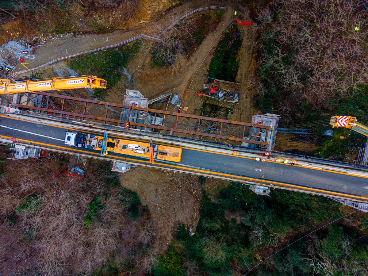 CastaldoSpa's tweet photo. WBS7749 - Autostrada dei fiori S.p.A. – Tronco A6 Torino–Savona: Interventi di miglioramento sismico delle opere di arte – Lotto 4.
#castaldospa #steel #corten #site #launch #bridge #viaduct #cranes #greatjob #welldone #photooftheday  #fns https://t.co/t7IV9bDUqV