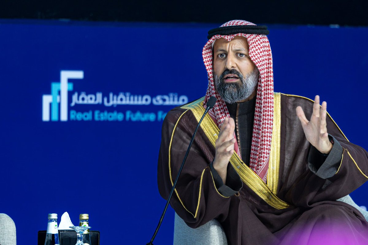 سعدت بمشاركتي مع عدد من أصحاب المعالي في النسخة الرابعة من #منتدى_مستقبل_العقار ، للحديث عن دور السوق المالية في القطاع العقاري، خاصة مع النمو المتزايد الذي تشهده المنتجات الاستثمارية العقارية في السوق المالية السعودية.