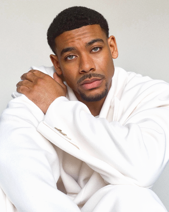 ✯ (@ilanst0ne) on Twitter photo 