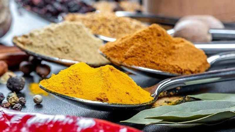 Hastalikogrenn's tweet photo. Kahvaltıda zeytin yağı, karabiber, kırmızı pul biber, kekik, limon suyu ve zerdeçalı iyice karıştırıp ekmek banarak yemek, vücudu tamir edip bedende hastalık bırakmaz.

-Prof. Dr. Erkan Topuz https://t.co/aUhpTDlgcP